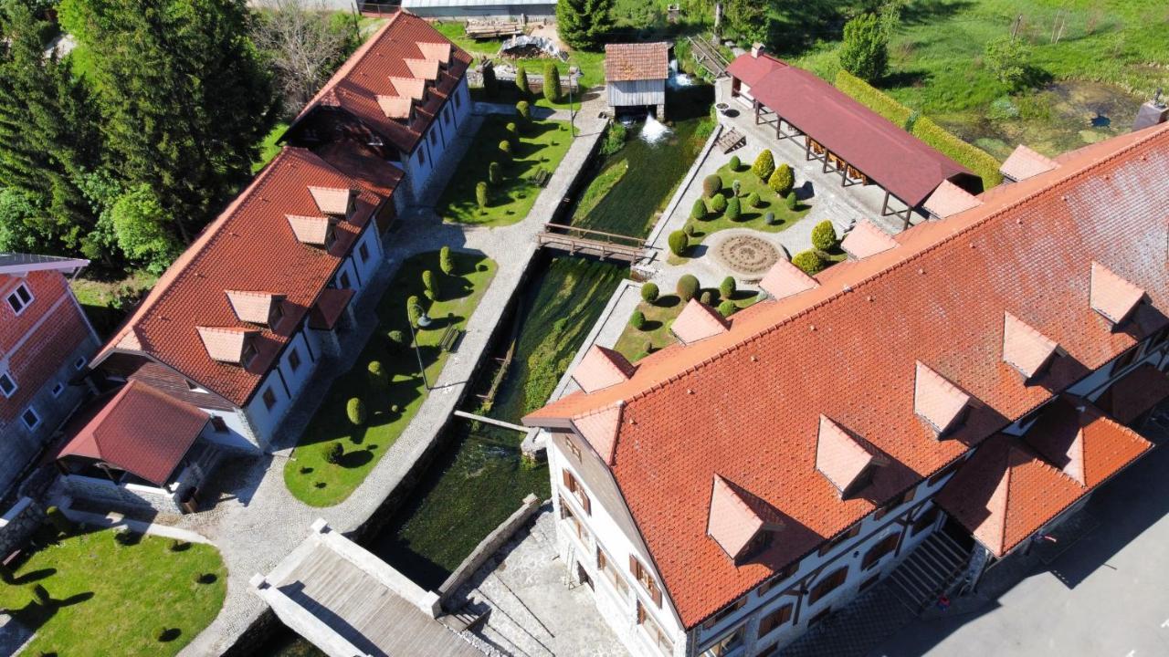 Hotel Gacka Otočac Exterior foto