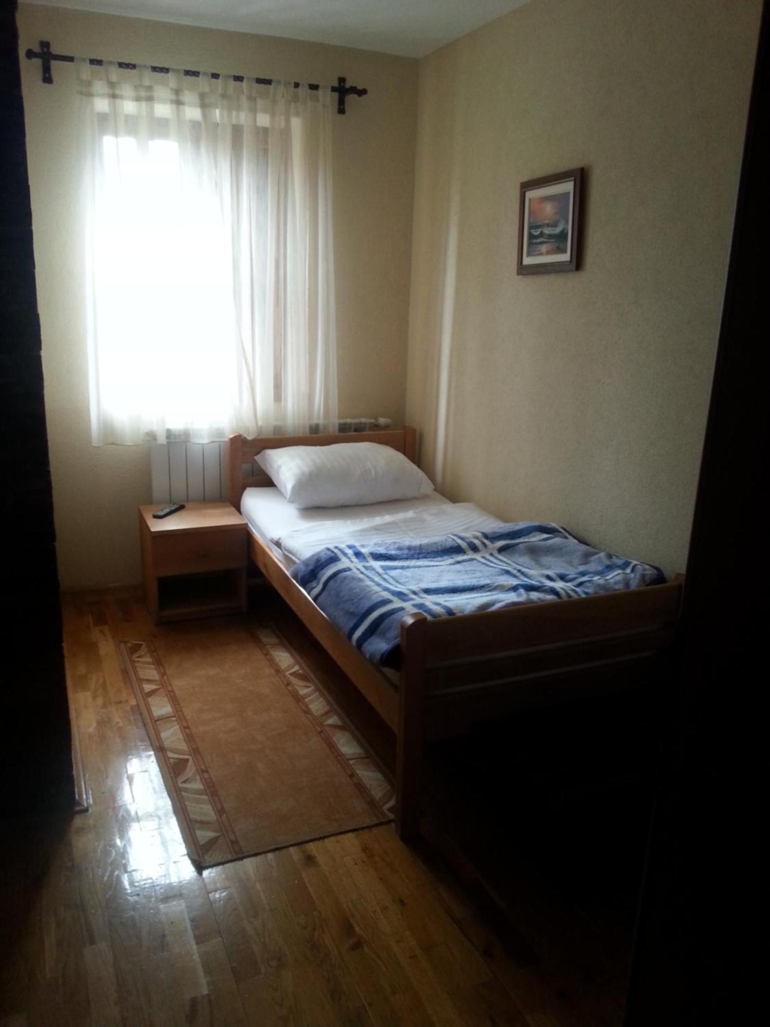 Hotel Gacka Otočac Quarto foto