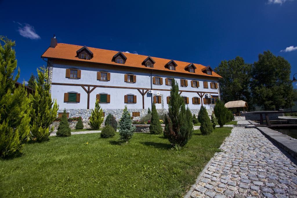Hotel Gacka Otočac Exterior foto