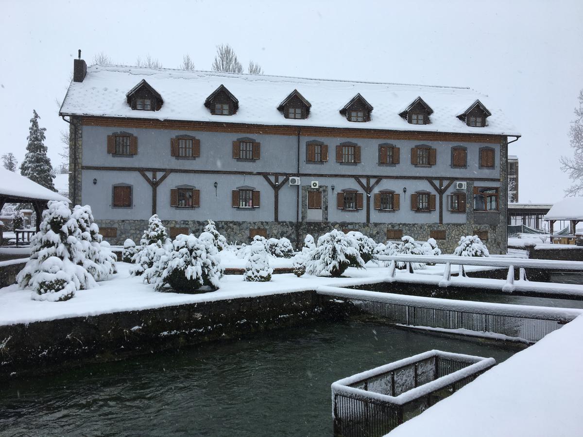 Hotel Gacka Otočac Exterior foto